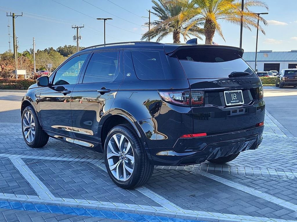 New 2026 Land Rover Discovery Sport Landmark image 3