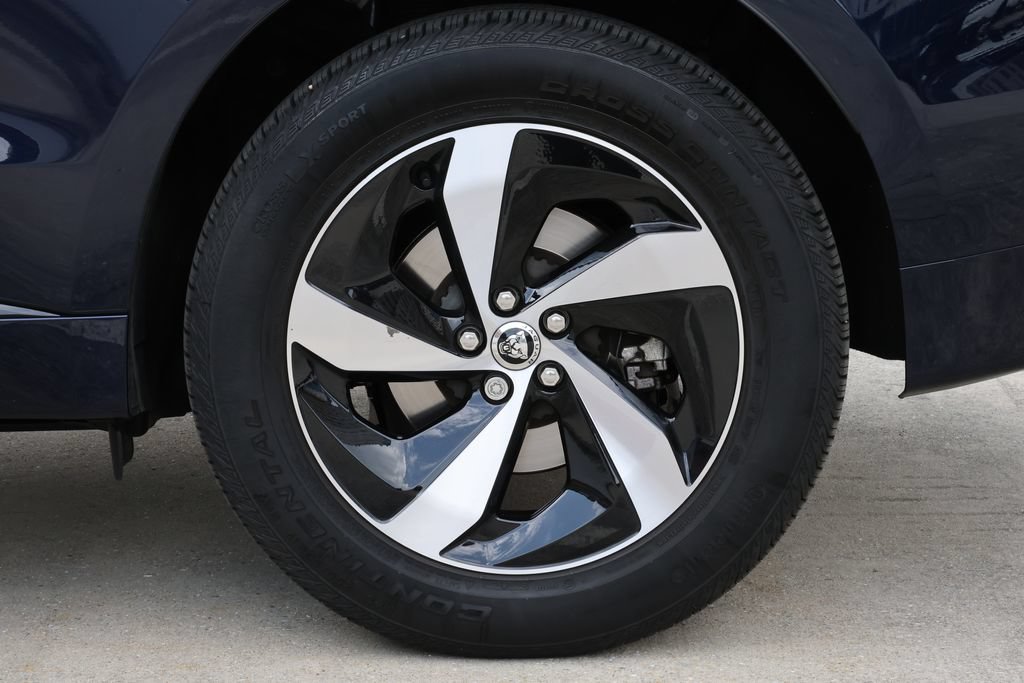 Used 2026 Jaguar F-PACE R-Dynamic S AWD/4WD image 7