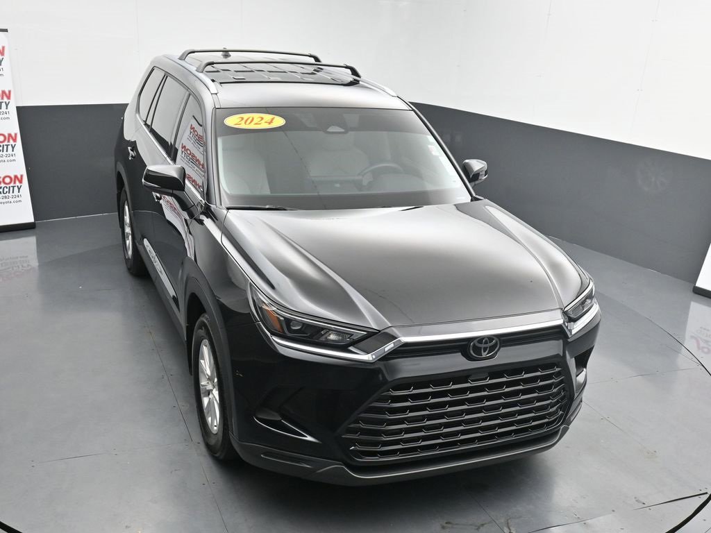 Used 2024 Toyota Grand Highlander XLE image 10