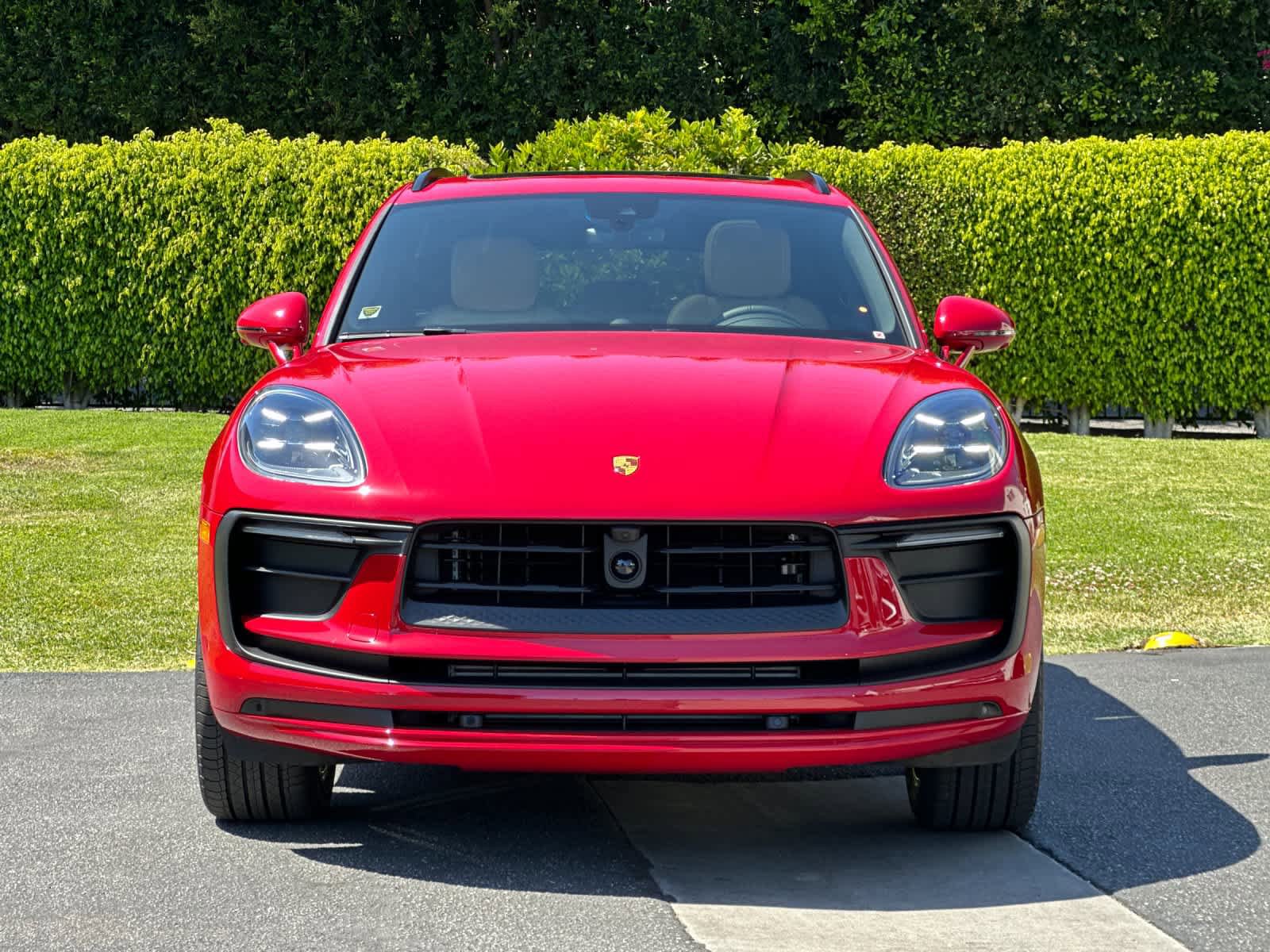 New 2026 Porsche Macan AWD/4WD image 11