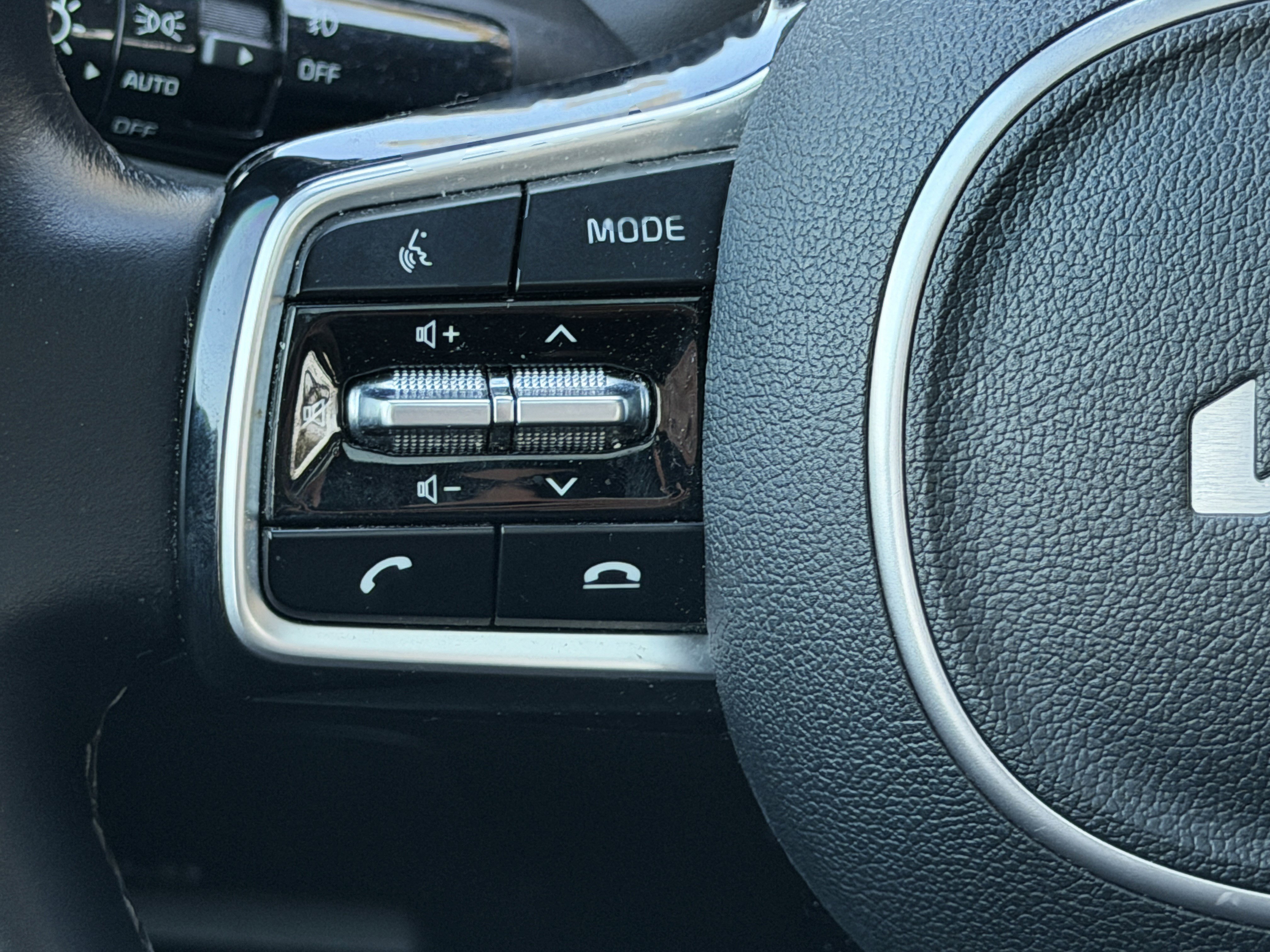 Used 2022 Kia Sorento SX image 20