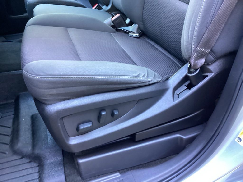 Used 2017 Chevrolet Silverado 1500 LT w/ LT Convenience Package image 27