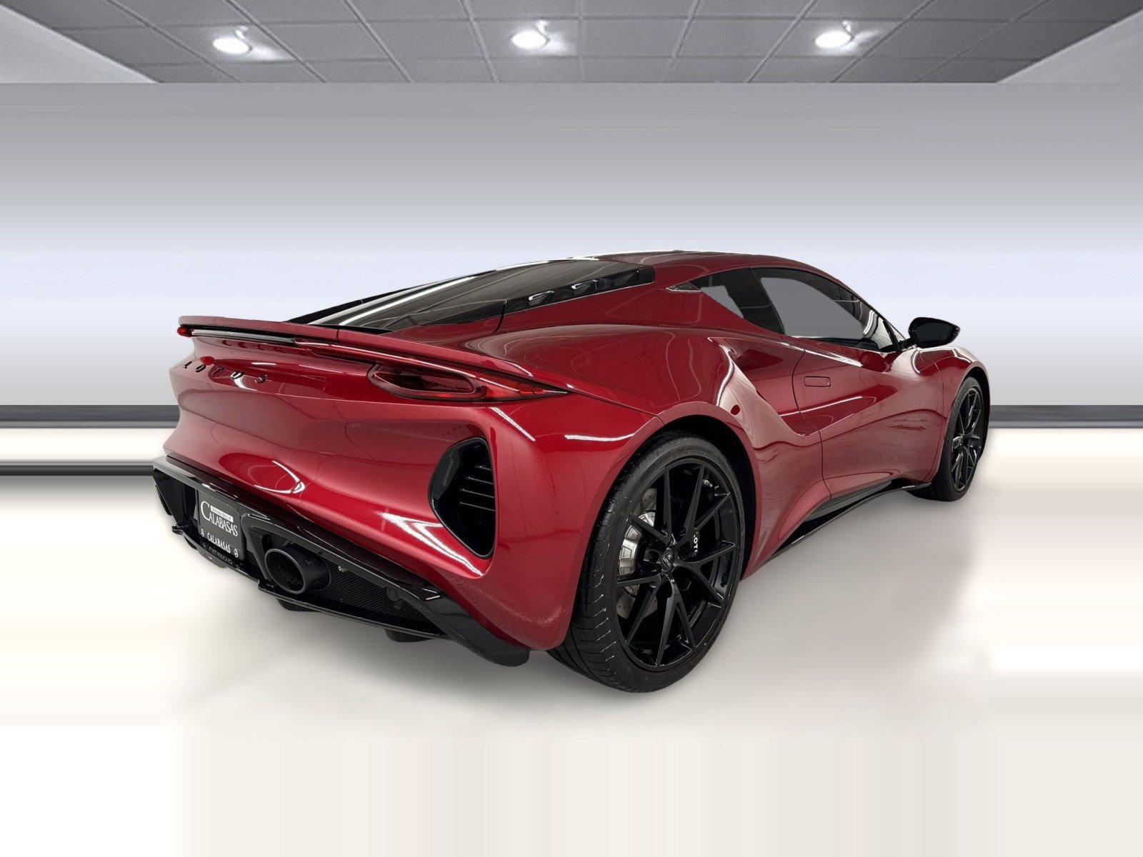 Used 2025 Lotus Emira RWD image 9