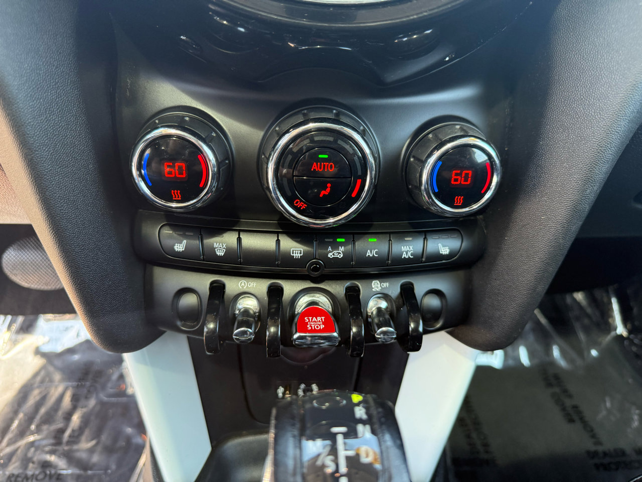 Used 2015 MINI Cooper S image 18