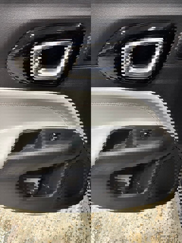 New 2026 Jeep Compass Limited w/ Sun, Sound & Navigation Group image 15