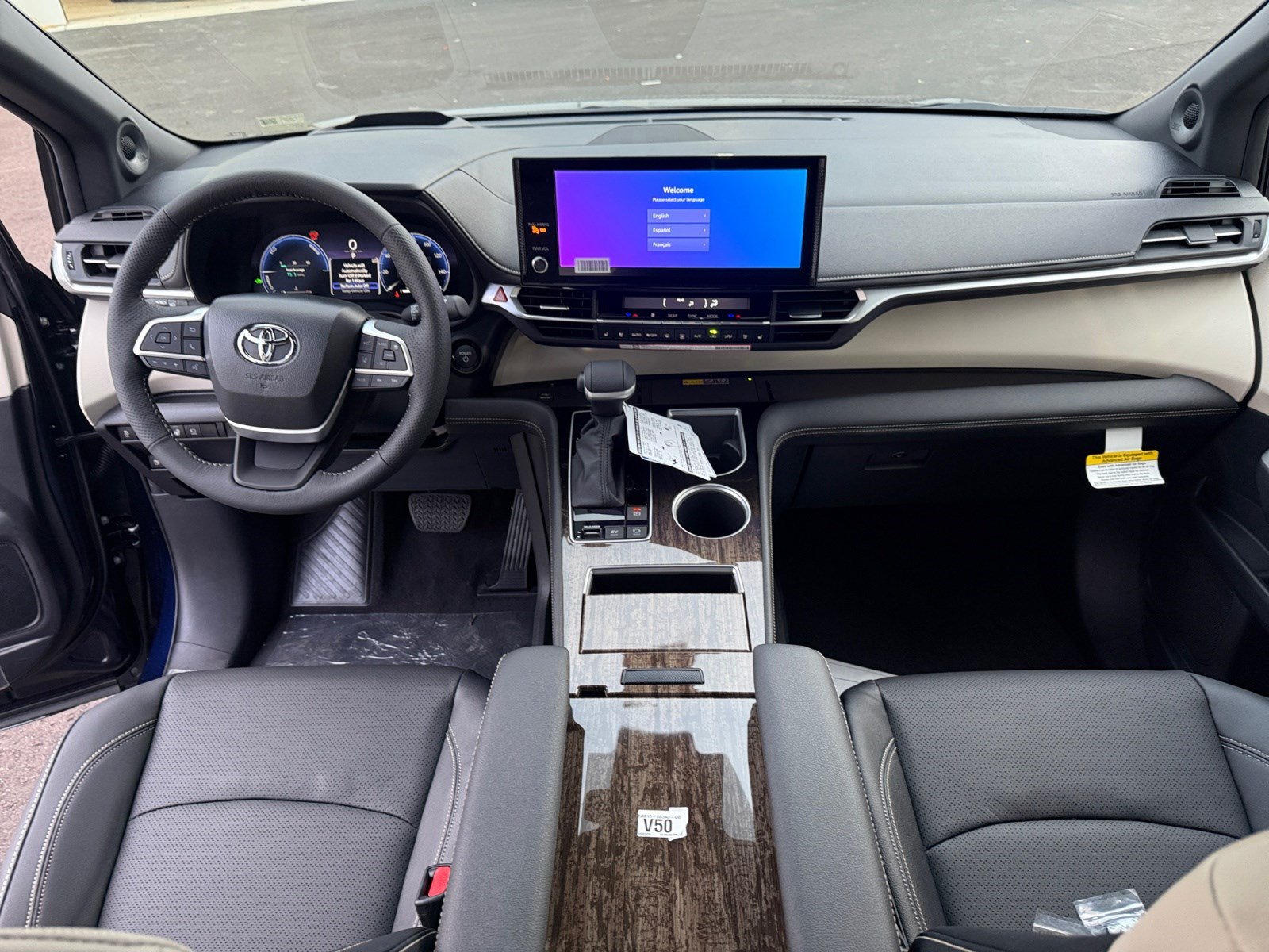 New 2026 Toyota Sienna Platinum AWD/4WD image 19