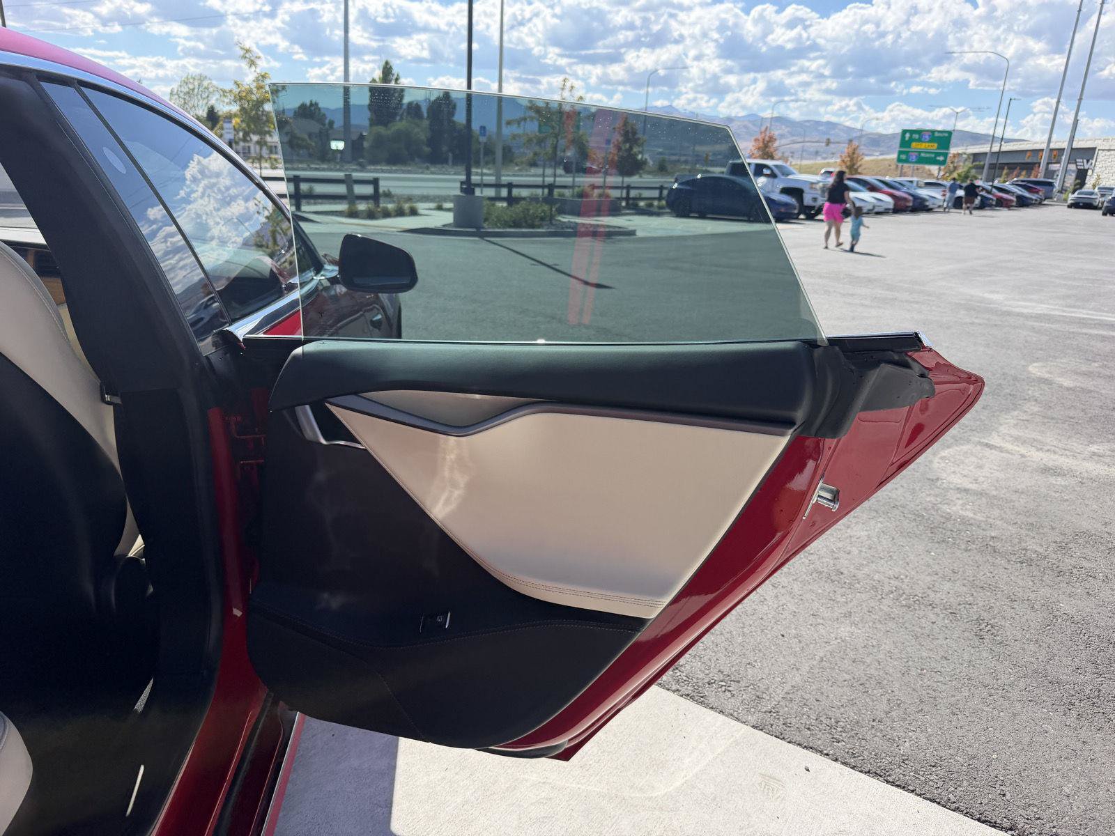 Used 2020 Tesla Model S Long Range Plus AWD/4WD image 19