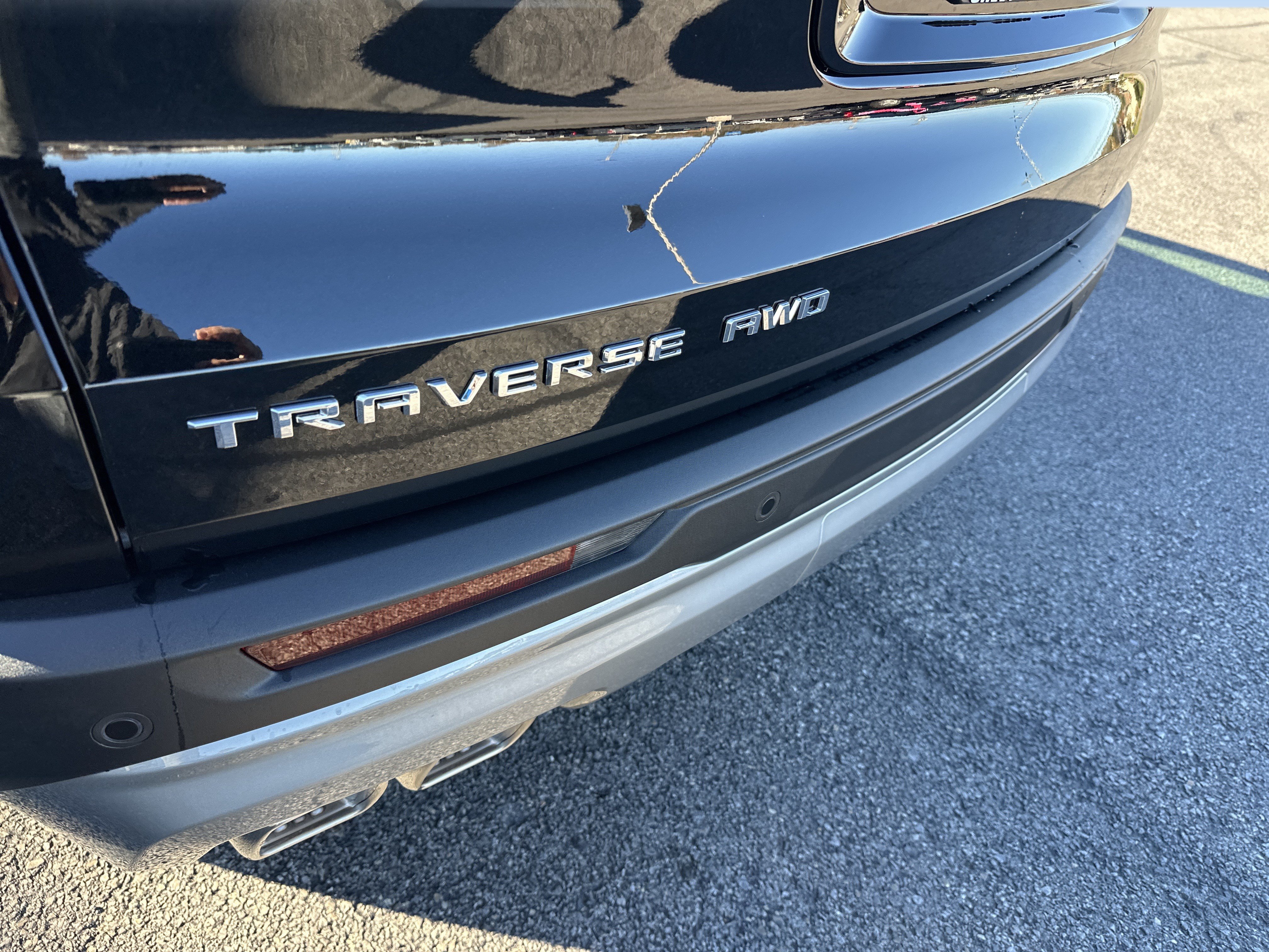 New 2027 Chevrolet Traverse LT w/ Driver Confidence Package AWD/4WD image 5