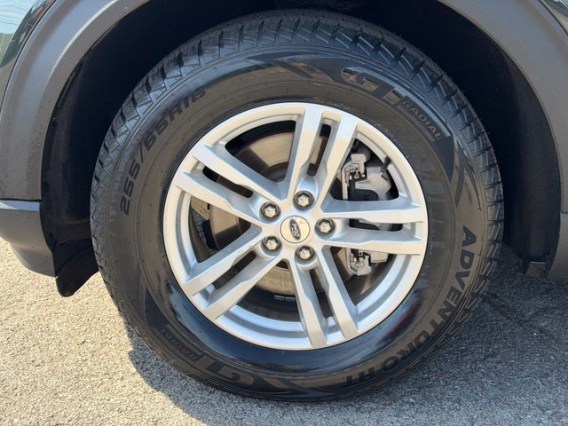 Used 2023 Ford Explorer XLT w/ Equipment Group 202A AWD/4WD image 6
