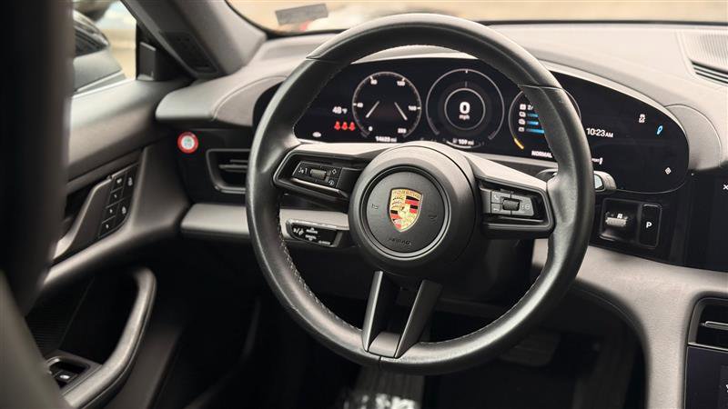 Used 2023 Porsche Taycan w/ Premium Package image 22