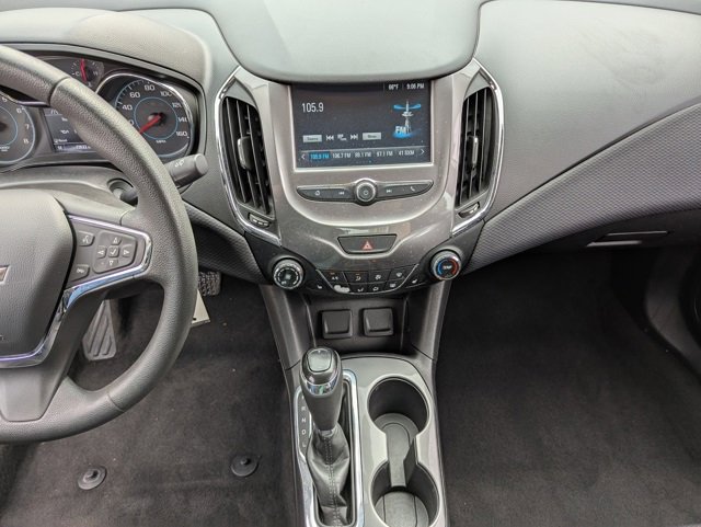 Used 2018 Chevrolet Cruze LT w/ LT Fleet Convenience Package image 16