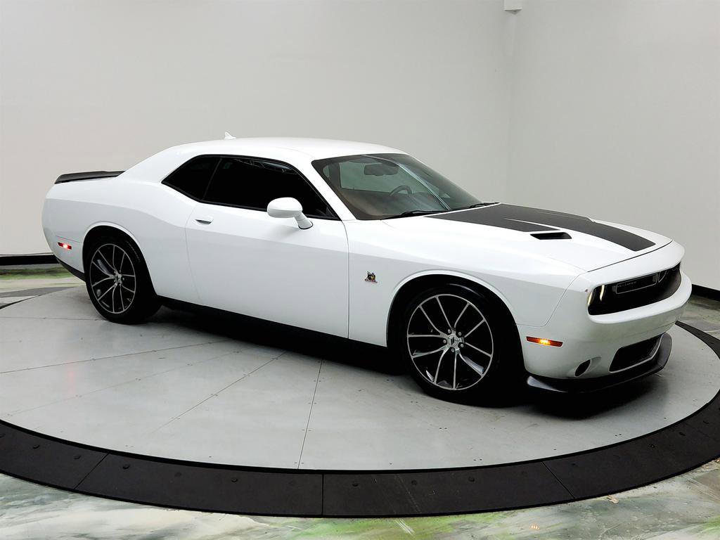 Used 2018 Dodge Challenger R/T Scat Pack RWD image 3