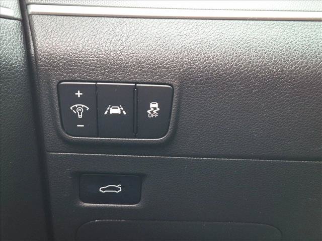 Used 2022 Kia K5 GT-Line FWD image 12