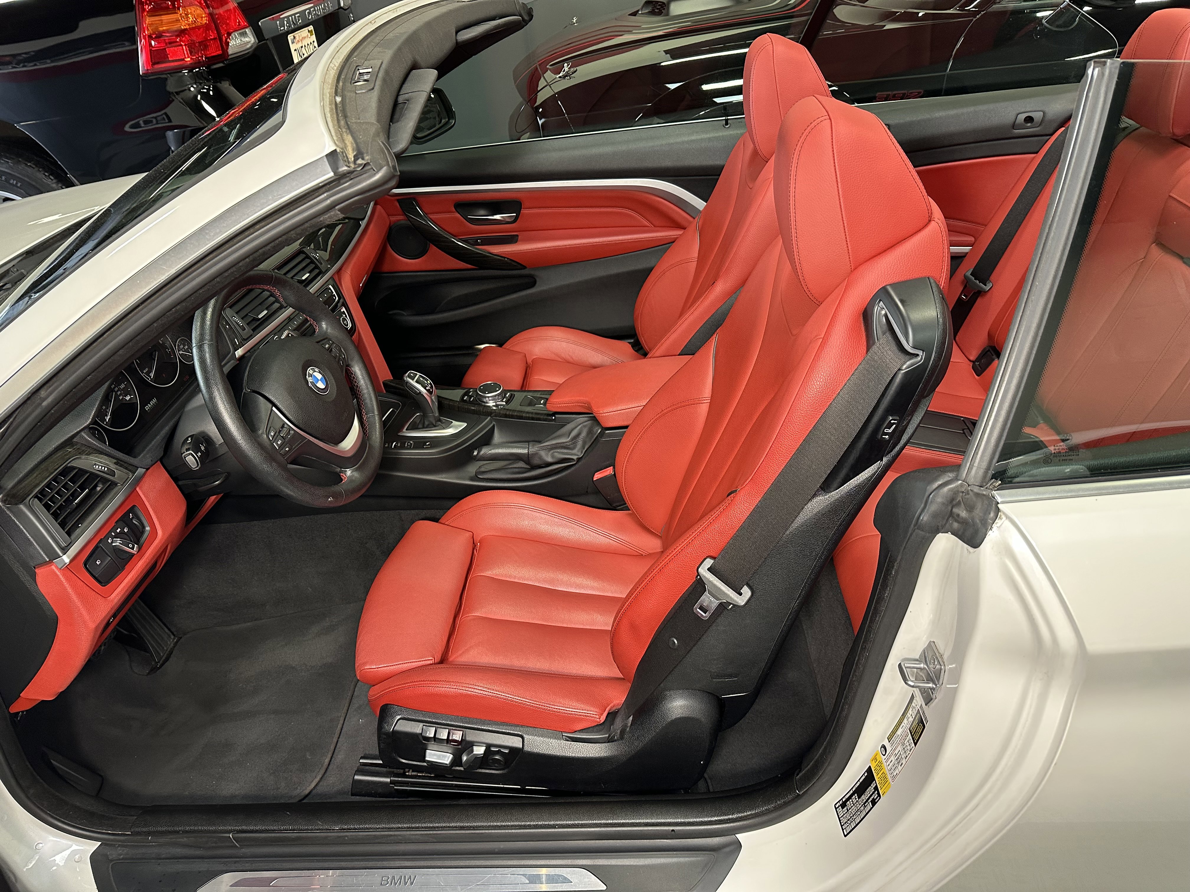 Used 2016 BMW 428i Convertible image 23