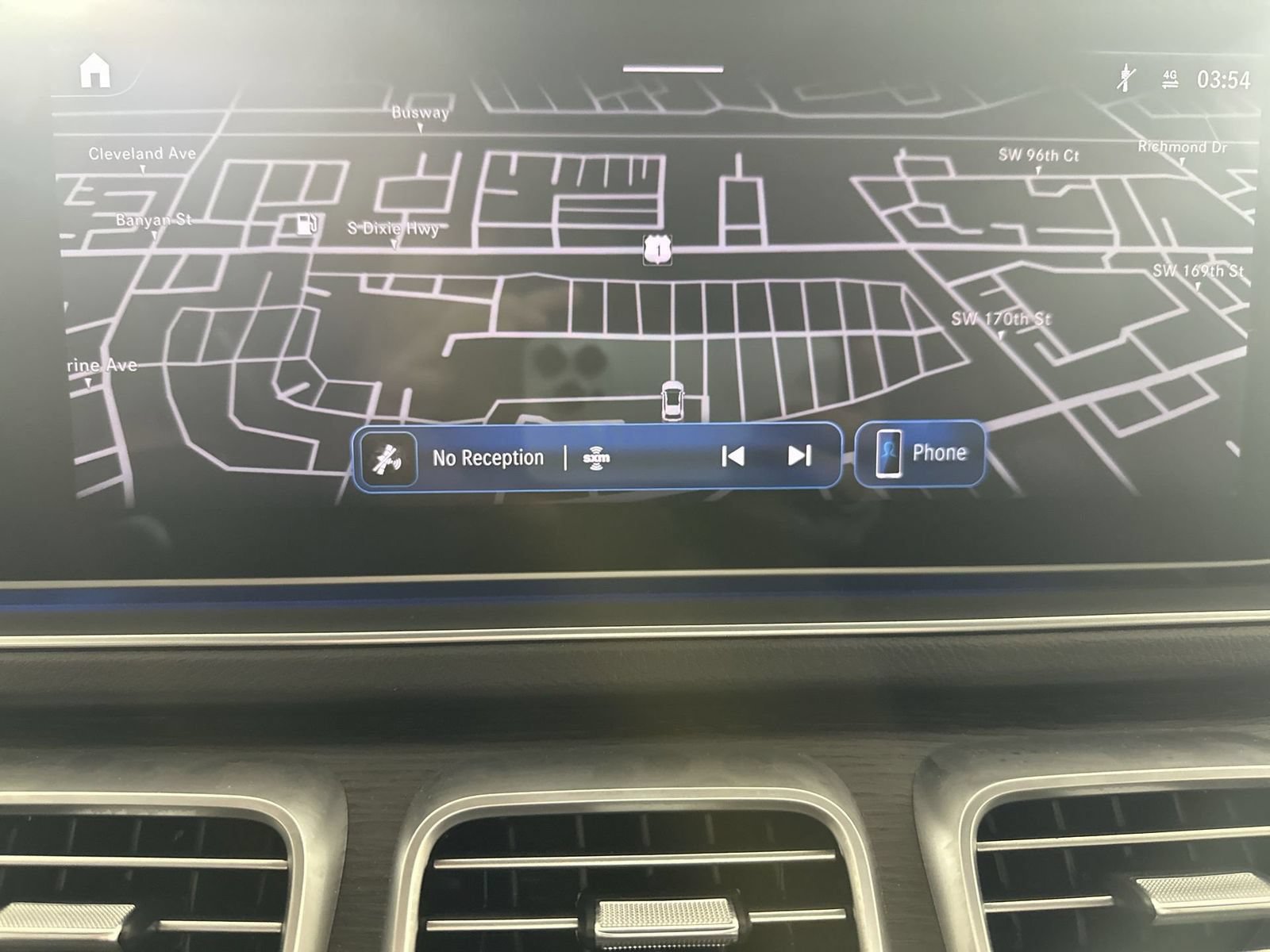 Used 2024 Mercedes-Benz GLS 450 4MATIC image 18