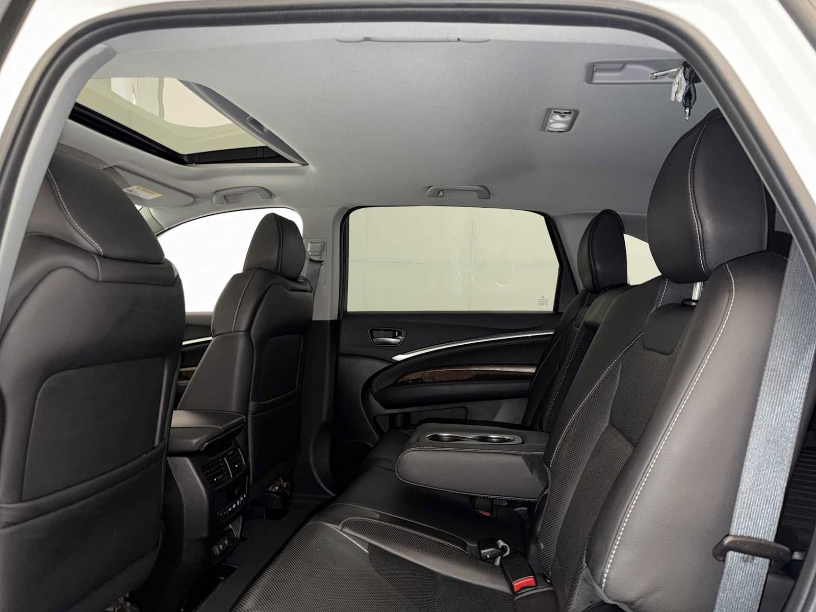Used 2019 Acura MDX w/ Technology Package AWD/4WD image 21