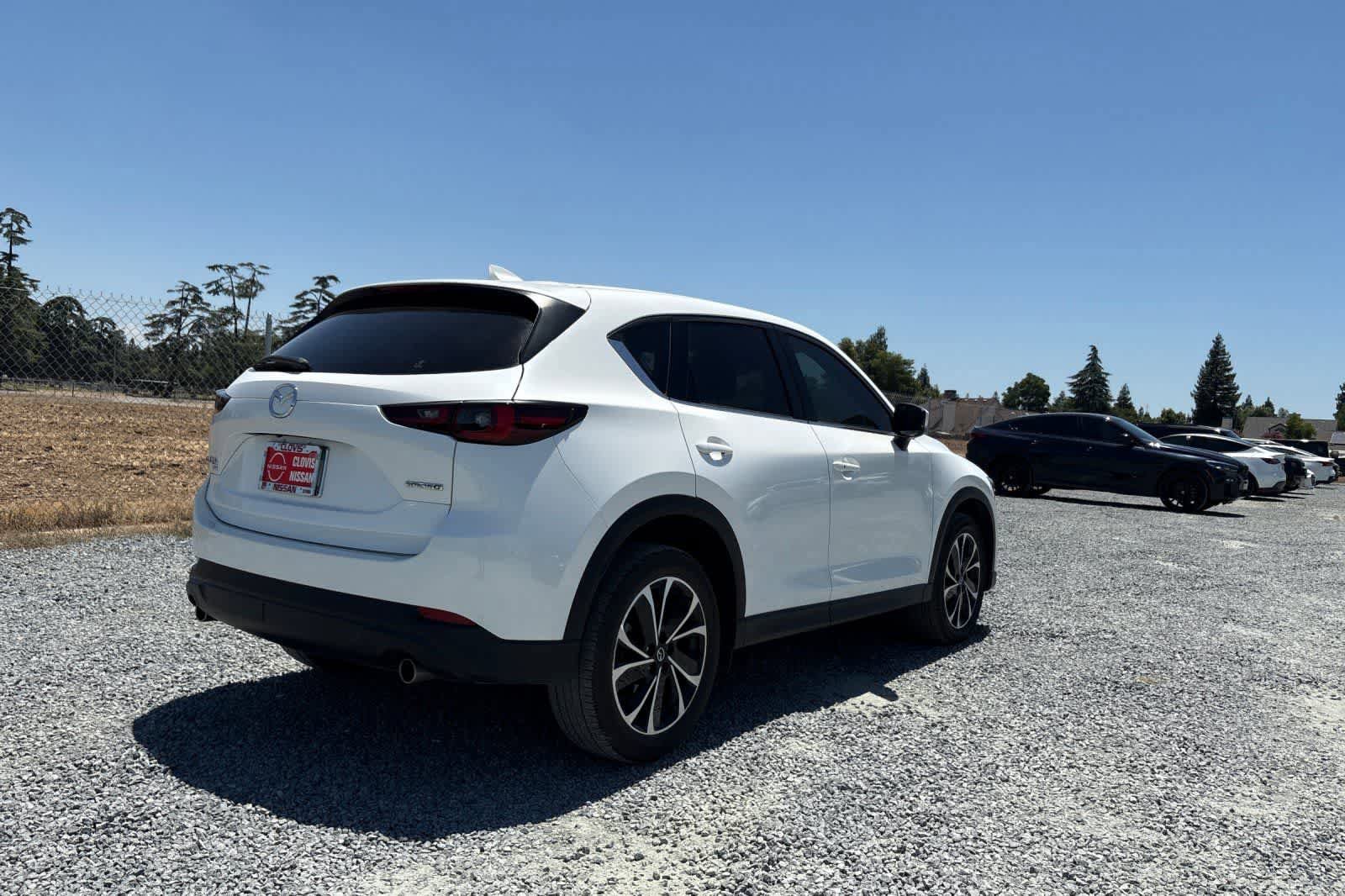 Used 2022 MAZDA CX-5 AWD 2.5 S w/ Premium Package image 3