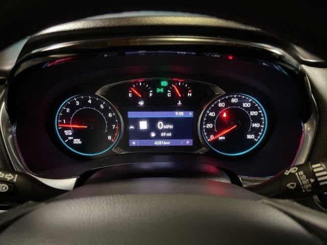 Used 2023 Chevrolet Traverse RS image 45