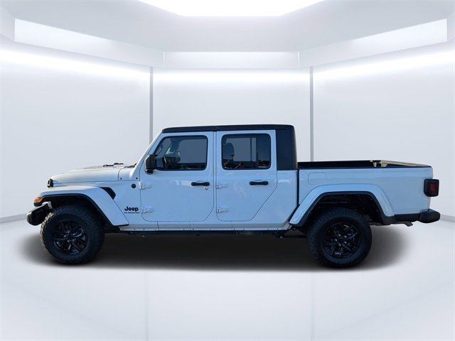 Used 2022 Jeep Gladiator Sport image 6