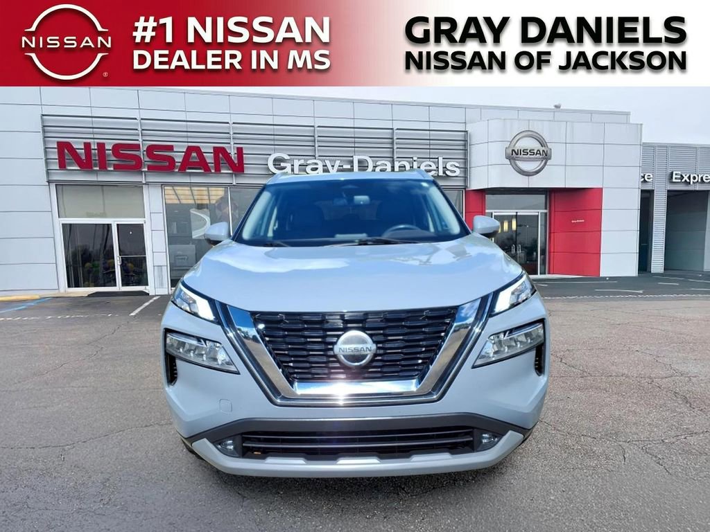 Used 2021 Nissan Rogue SL FWD image 2