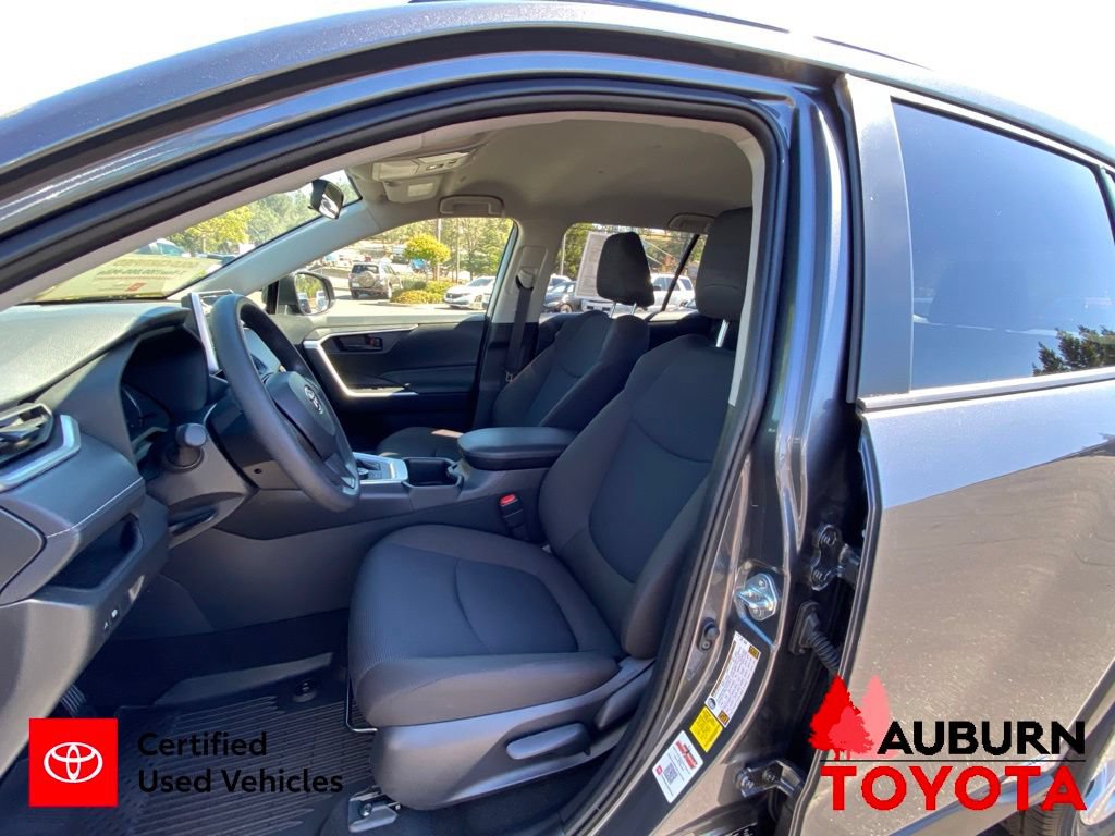 Certified 2025 Toyota RAV4 LE AWD/4WD image 30