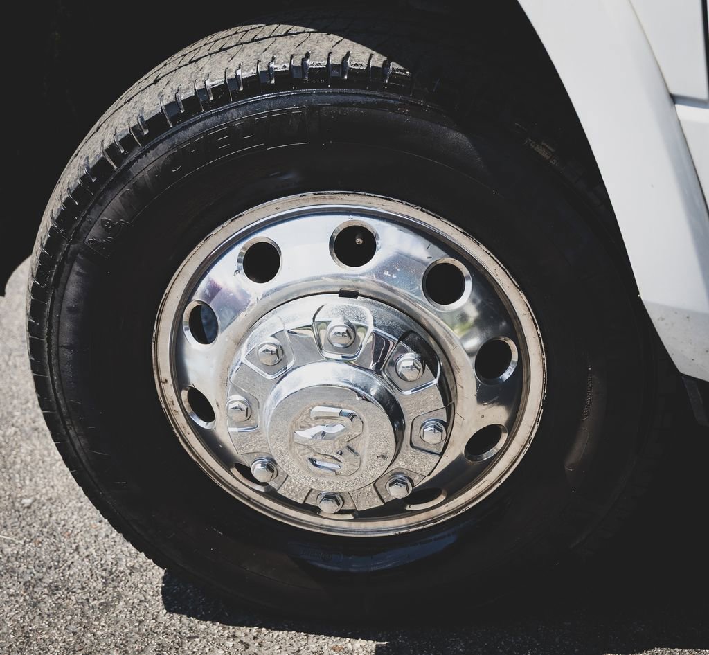 Used 2021 RAM 3500 Laramie w/ Max Tow Package AWD/4WD image 5