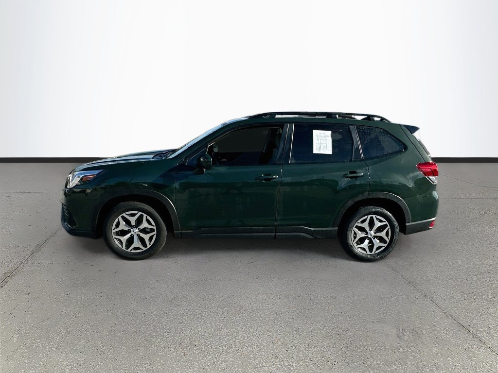Certified 2024 Subaru Forester Premium AWD/4WD image 3
