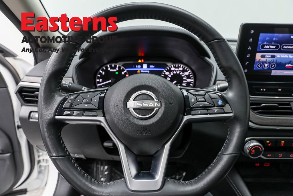 Used 2024 Nissan Altima 2.5 SV w/ SV Premium Package image 10