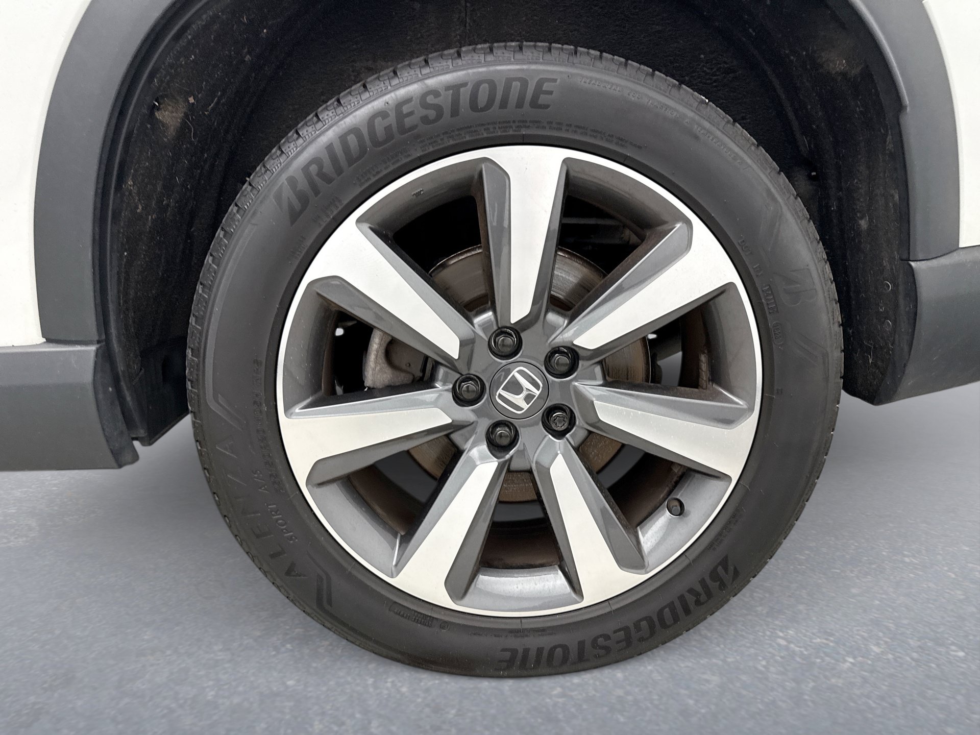 Used 2023 Honda Pilot Elite image 13