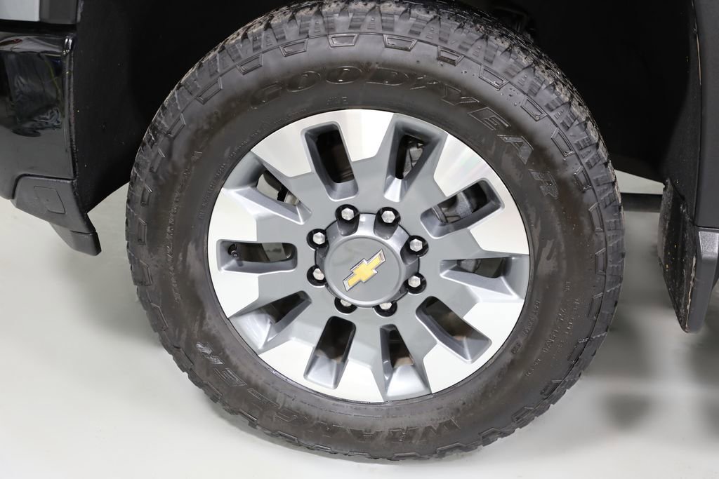 Certified 2025 Chevrolet Silverado 2500 Custom w/ Custom Value Package AWD/4WD image 21