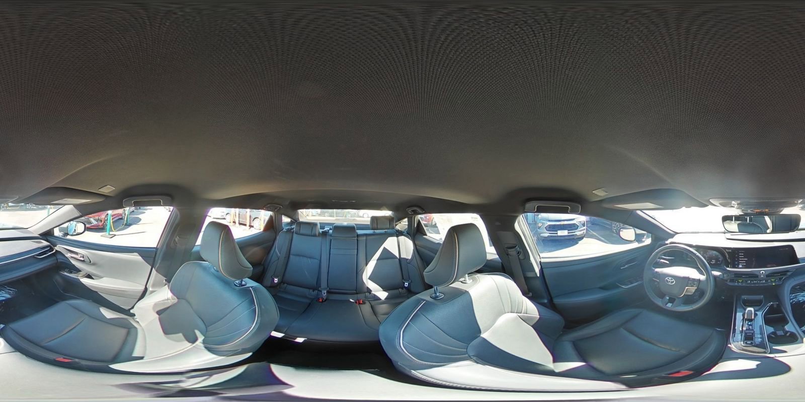 Used 2025 Toyota Crown XLE image 42