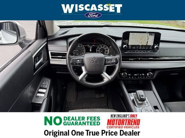 Used 2024 Mitsubishi Outlander SE image 7