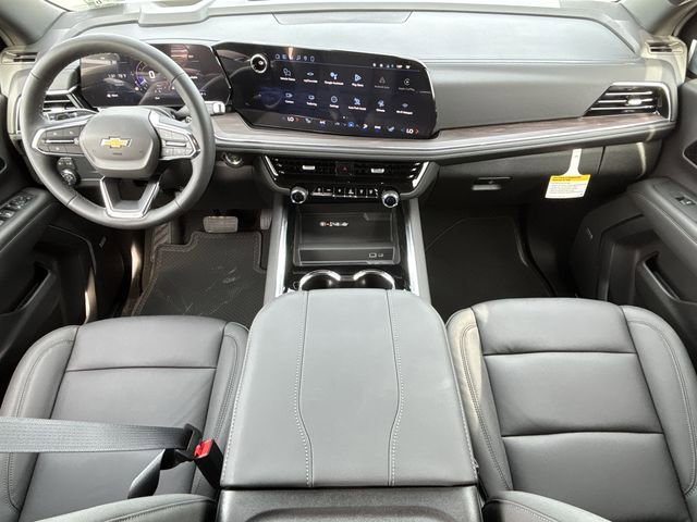 New 2026 Chevrolet Suburban LT w/ Comfort Package RWD image 21