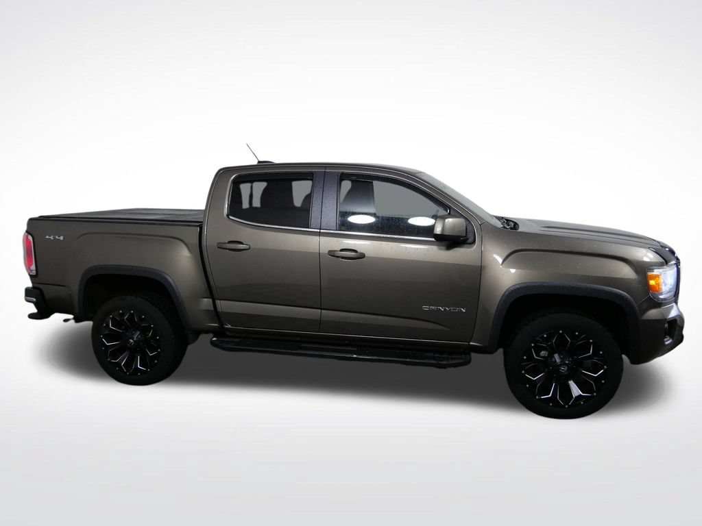 Used 2016 GMC Canyon SLE w/ SLE Convenience Package AWD/4WD image 2