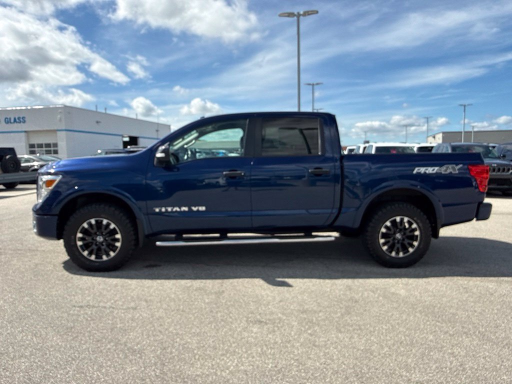 Used 2018 Nissan Titan PRO-4X AWD/4WD image 33
