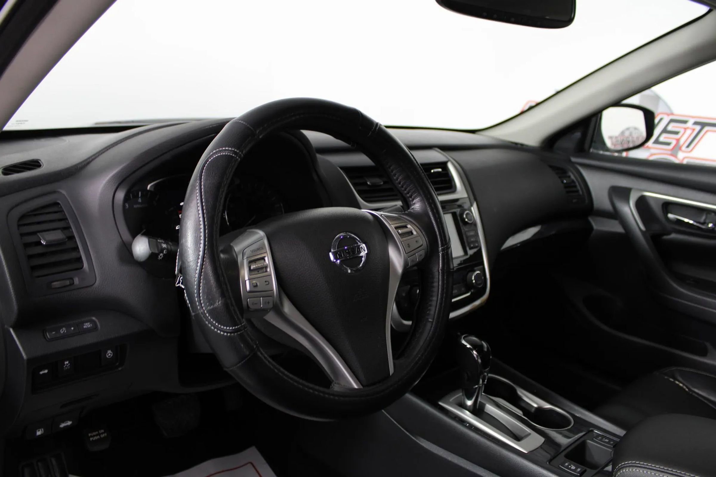 Used 2018 Nissan Altima 2.5 SL w/ 2.5 SL Technology Package image 10