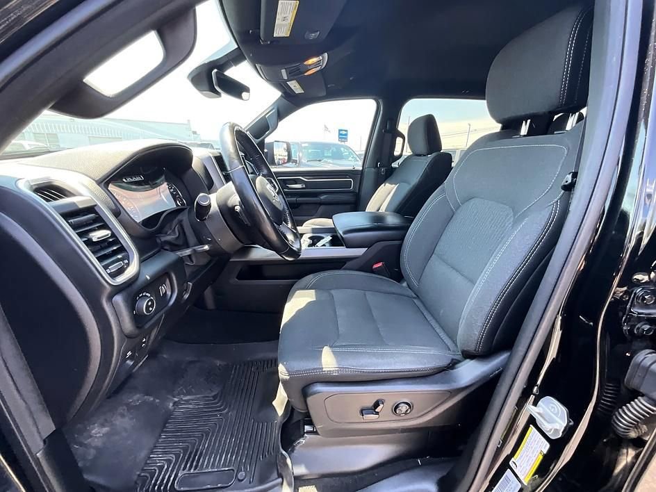 Used 2020 RAM 1500 Big Horn AWD/4WD image 14
