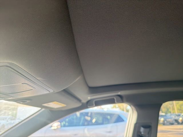 Used 2025 Acura RDX A-Spec image 13