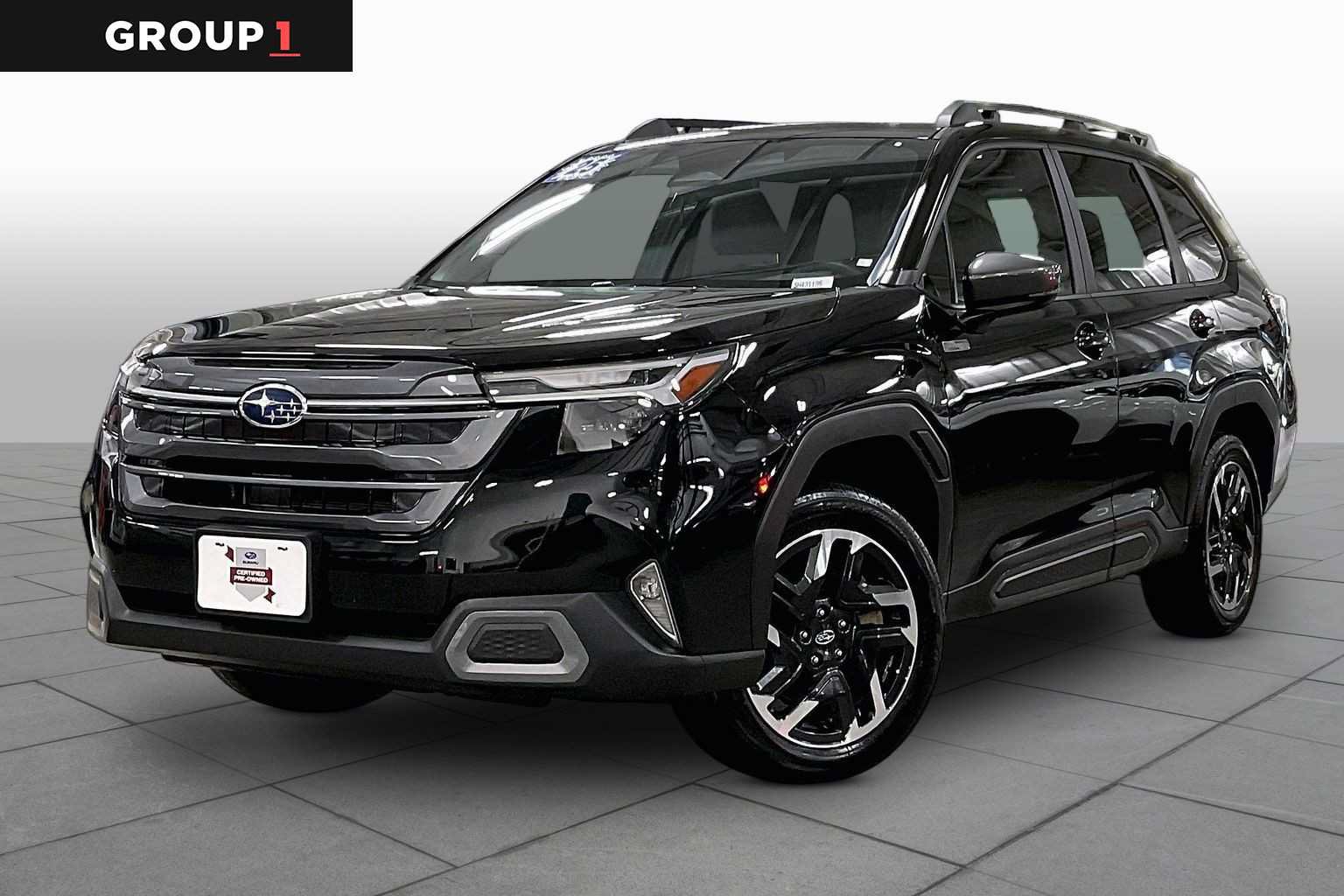 Used 2025 Subaru Forester Limited AWD/4WD image 1