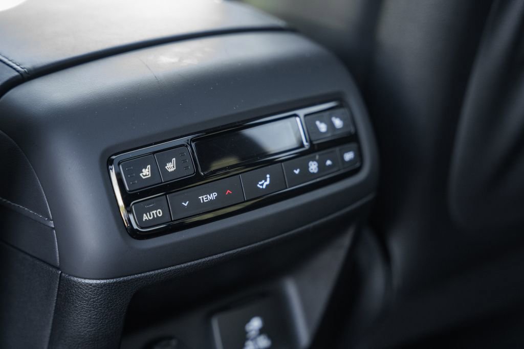 Used 2025 Hyundai Palisade Calligraphy image 31