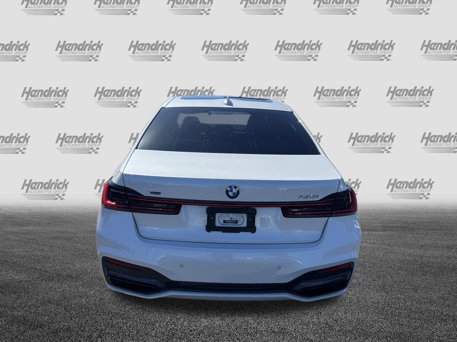 Used 2021 BMW 750i xDrive w/ Executive Package image 9