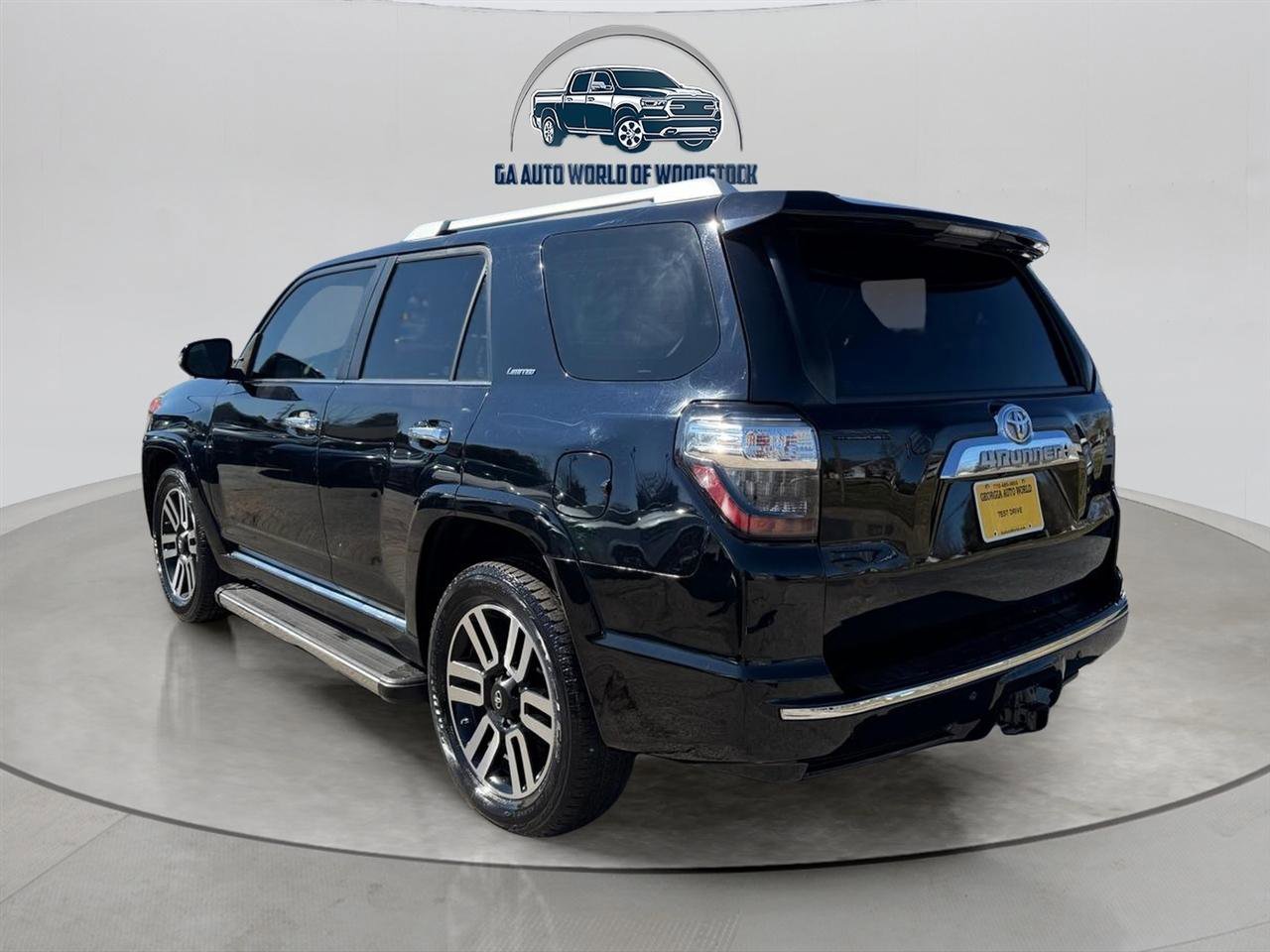 Used 2015 Toyota 4Runner Limited image 7