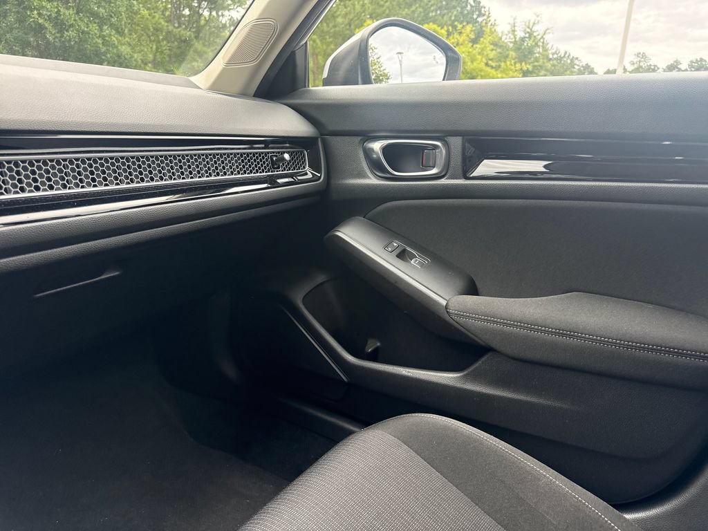 Used 2022 Honda Civic EX image 17