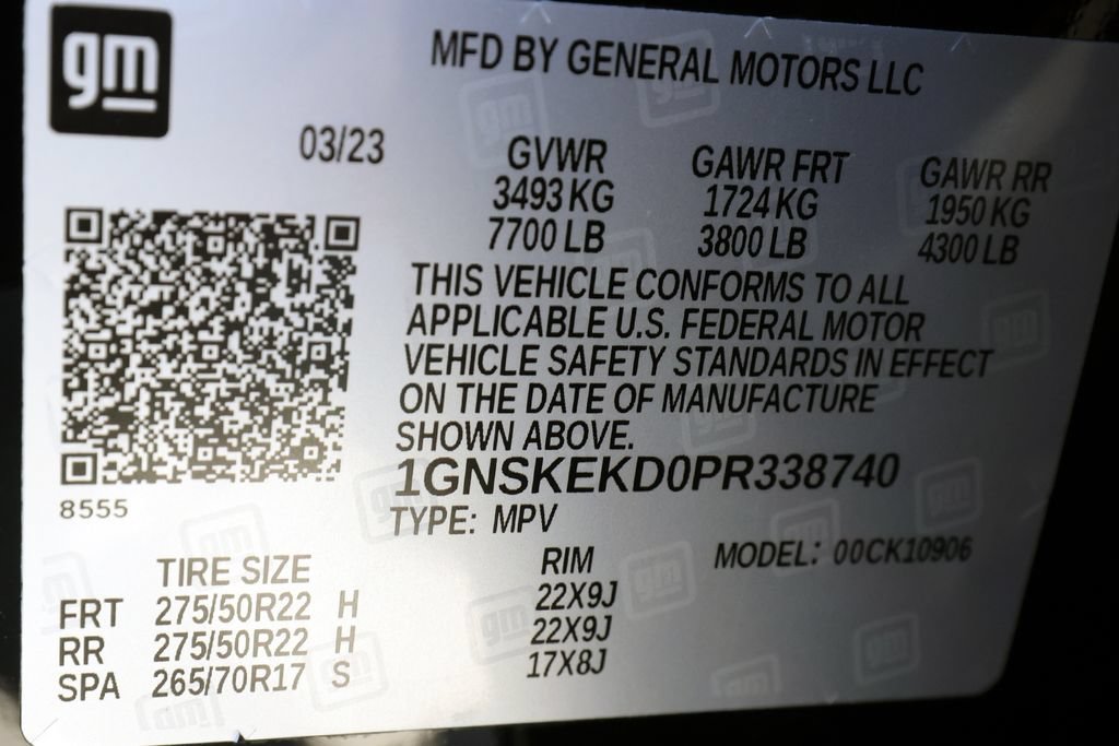 Used 2023 Chevrolet Suburban RST w/ Luxury Package AWD/4WD image 11