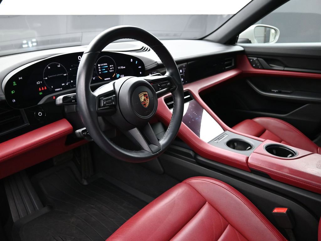 Certified 2023 Porsche Taycan image 4