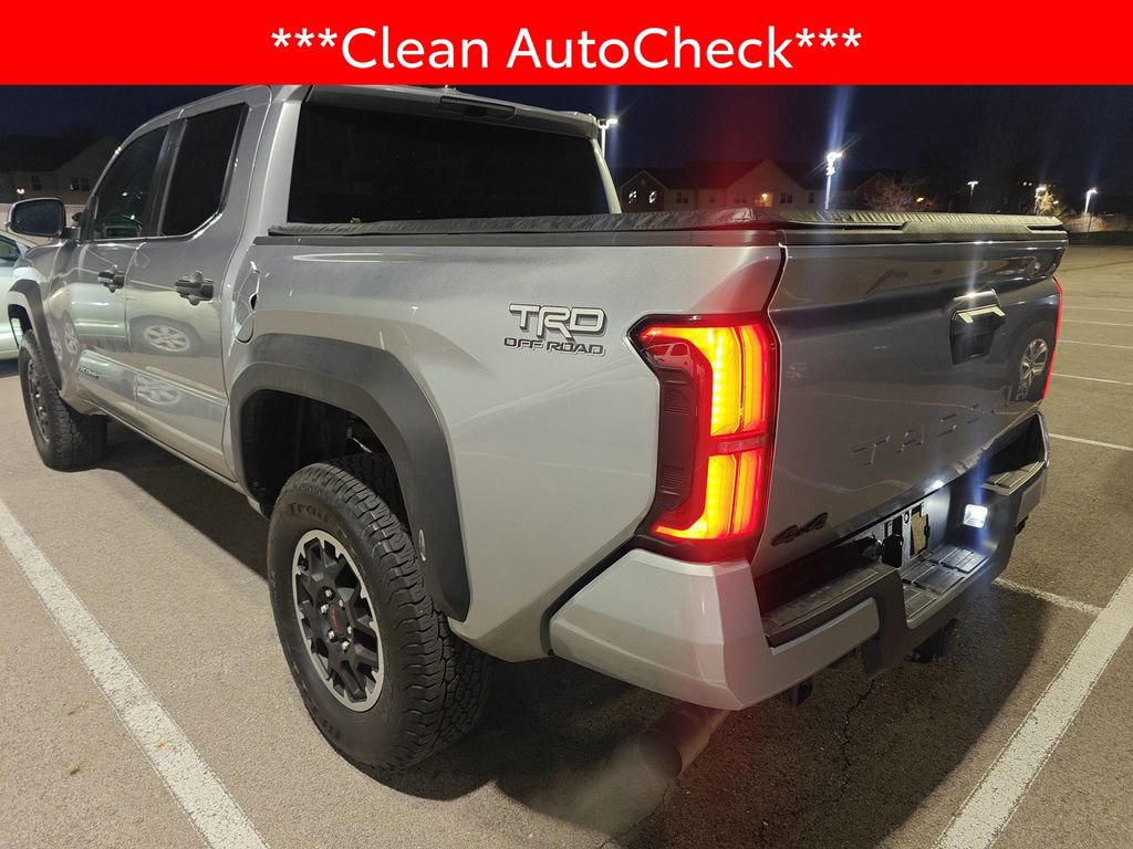 Used 2025 Toyota Tacoma TRD Off-Road image 4