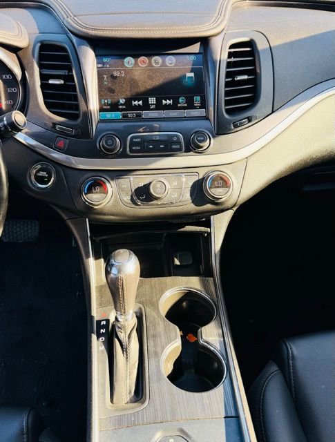 Used 2019 Chevrolet Impala LT image 9