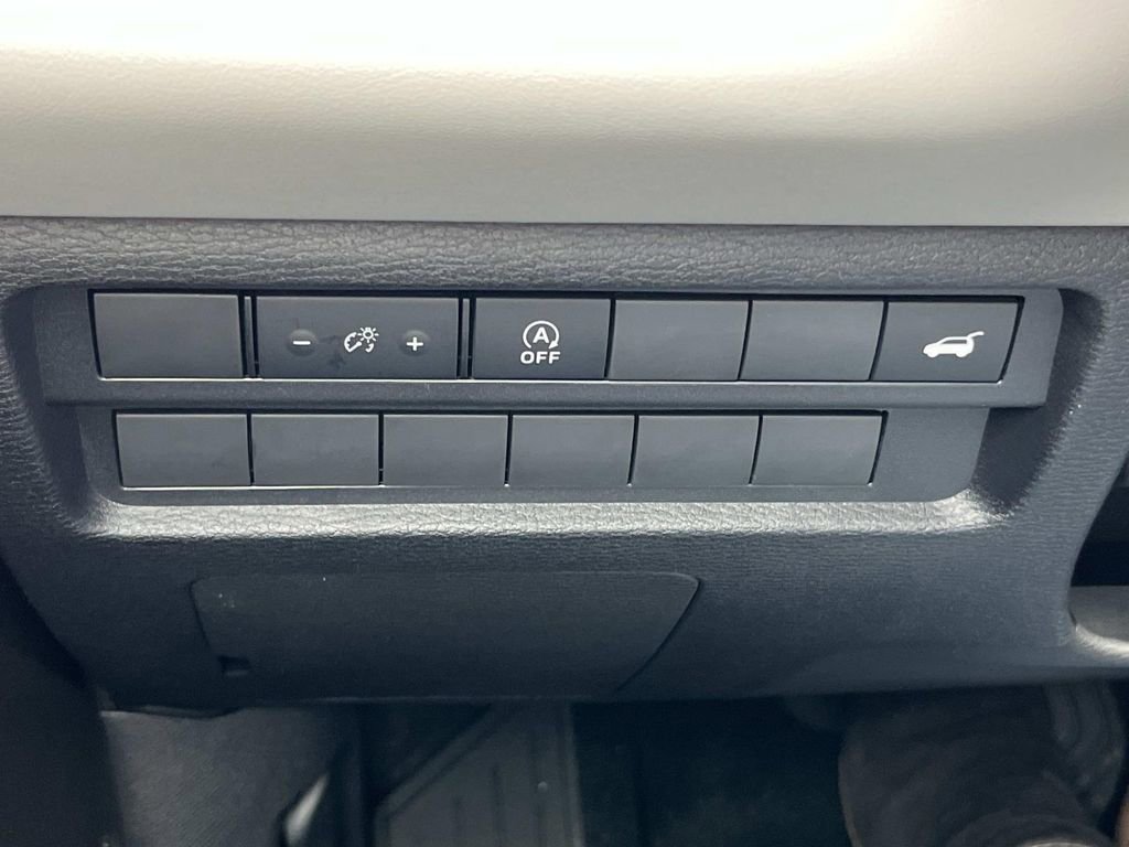 New 2026 Mitsubishi Outlander SE FWD image 29