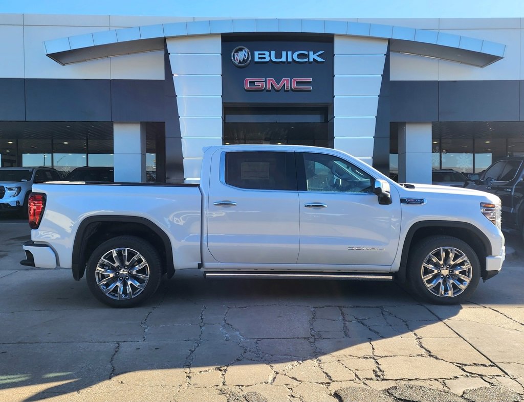 New 2026 GMC Sierra 1500 Denali image 2