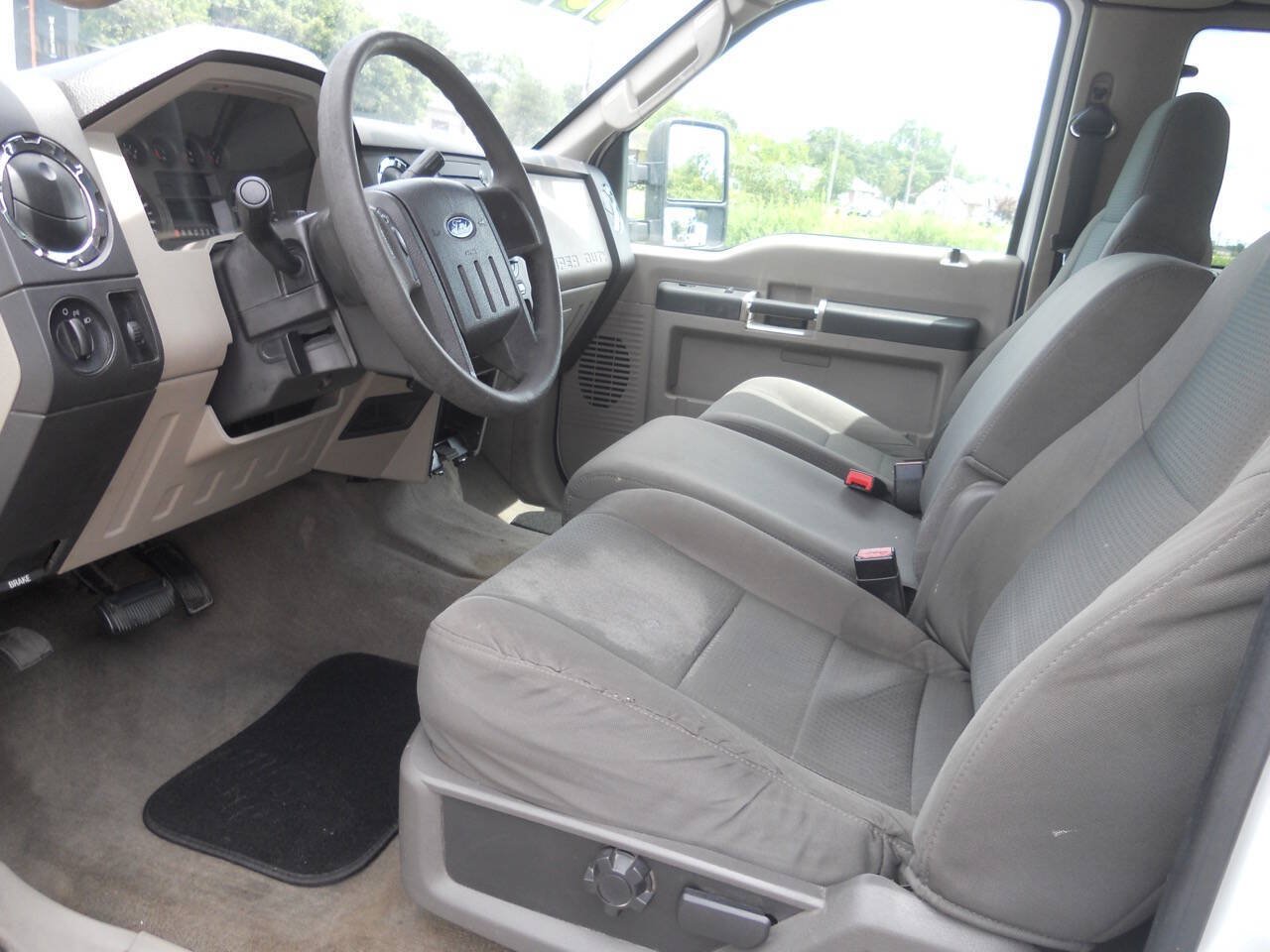 Used 2009 Ford F350 XLT AWD/4WD image 32